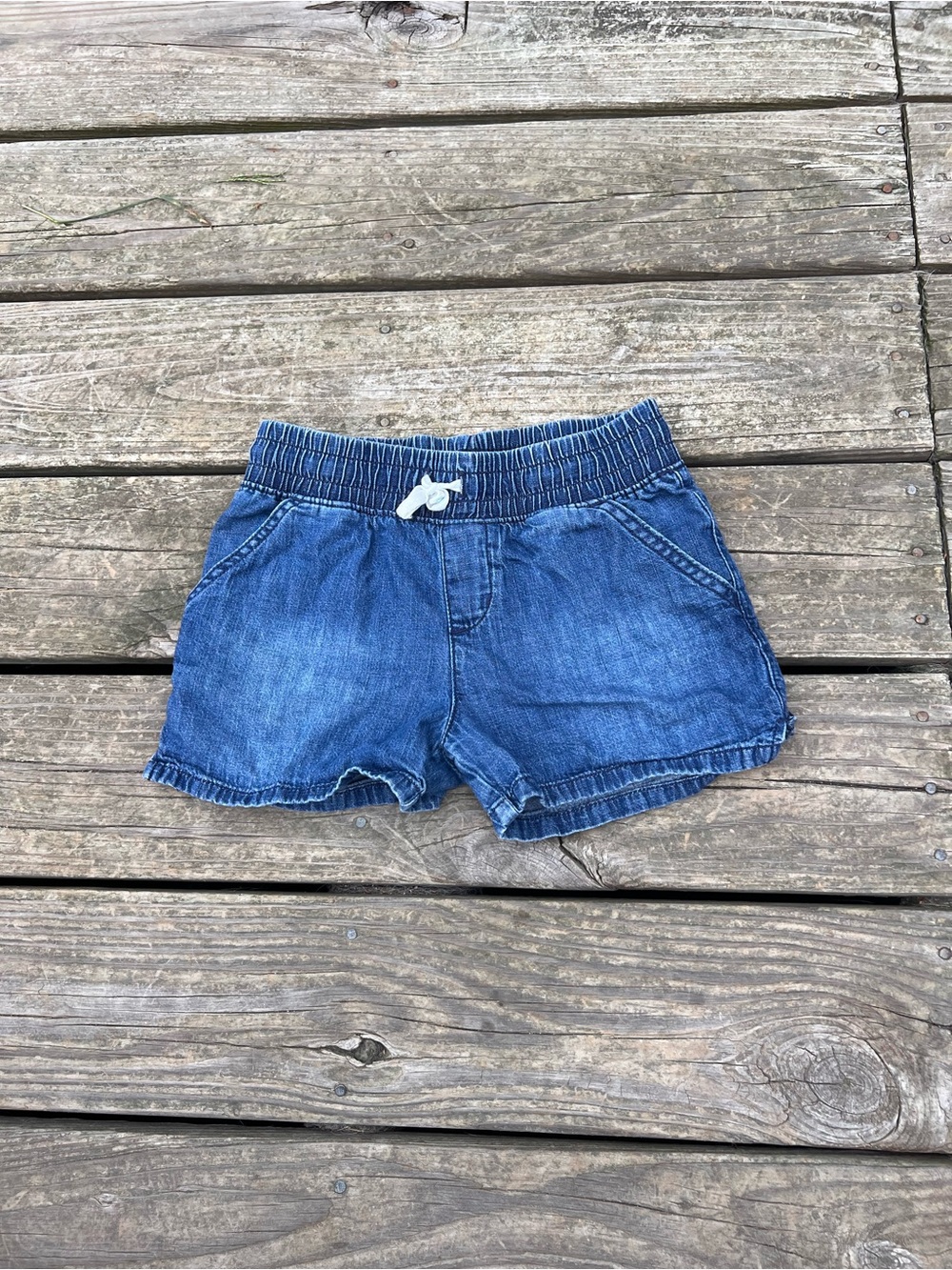 CAT & JACK Girls Blue Denim Knit-Waist Shorts size medium (8)